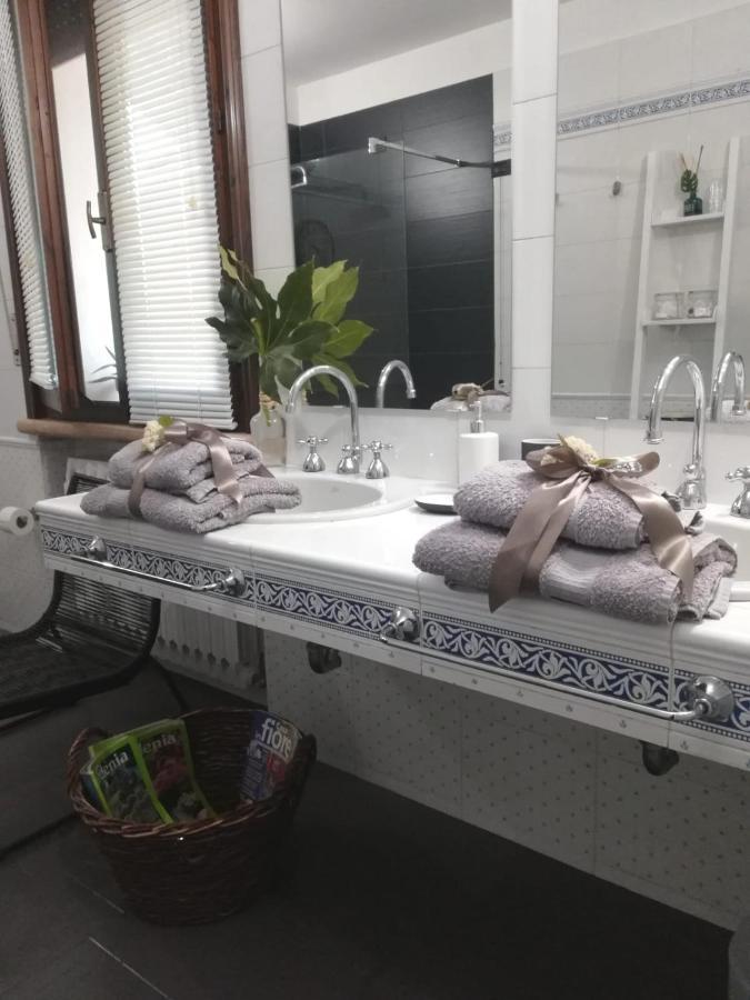 A Casa Mia Bed and Breakfast Bagnolo San Vito Εξωτερικό φωτογραφία
